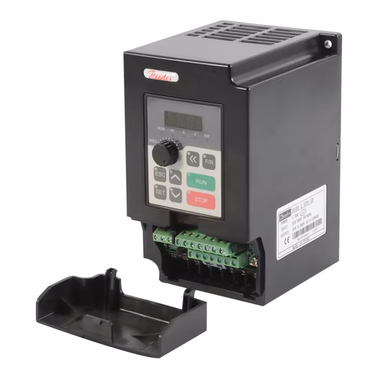 7.5kw 380V 17A AC DC inverseur de fréquence pour pompe à eau